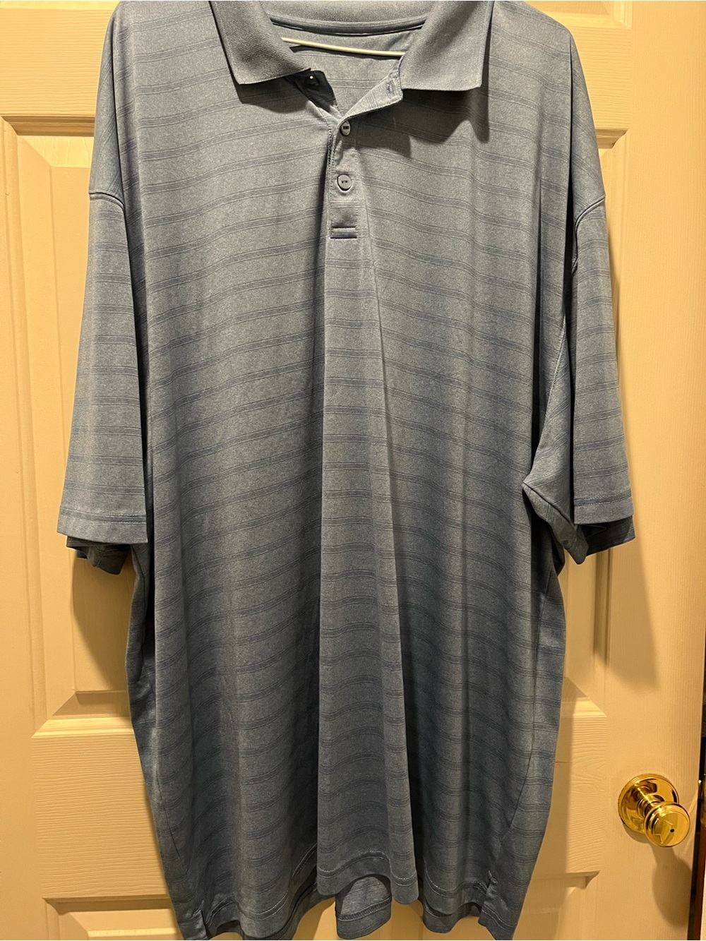 Men's Short-Sleeve Polo in Heather Gray
